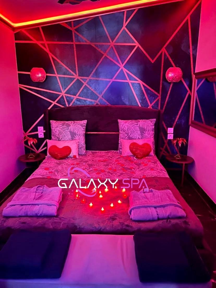 Galaxy - Jupiter Jacuzzi Privatif Apartment *